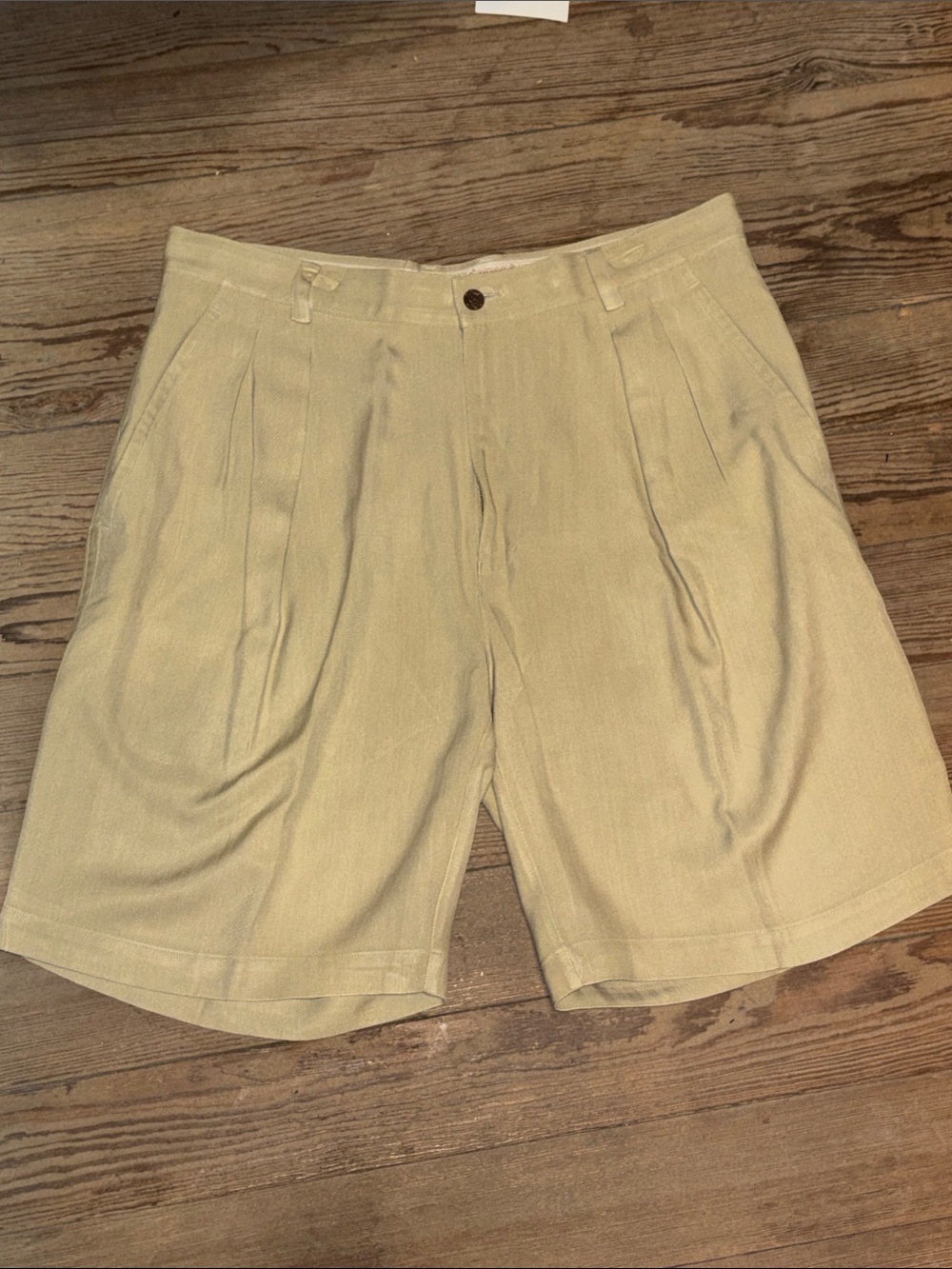 Tommy Bahama Men's Flat Front Shorts in Light Beige